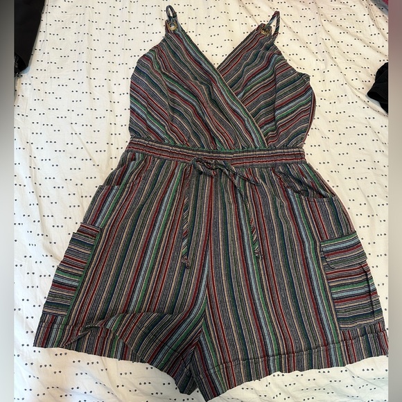 Striped Romper Sz M - Picture 1 of 2